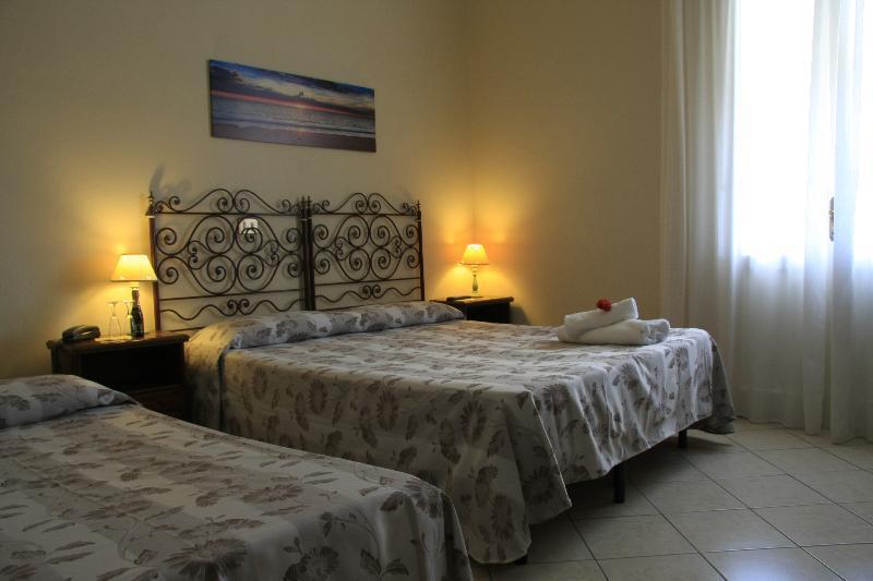 Hotel La Pineta Al Mare Forte dei Marmi Kültér fotó