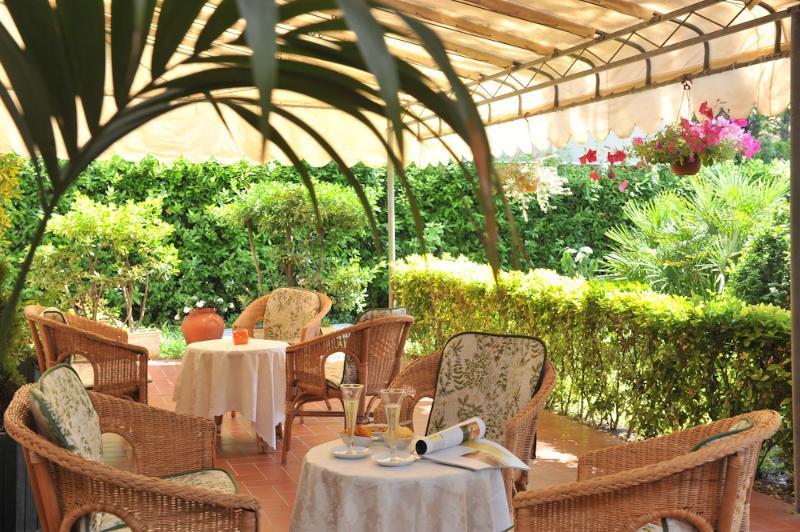 Hotel La Pineta Al Mare Forte dei Marmi Kültér fotó
