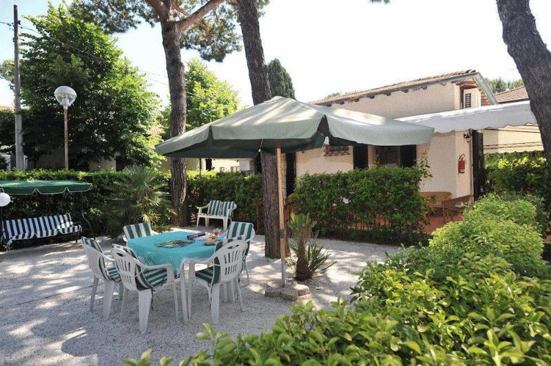 Hotel La Pineta Al Mare Forte dei Marmi Kültér fotó