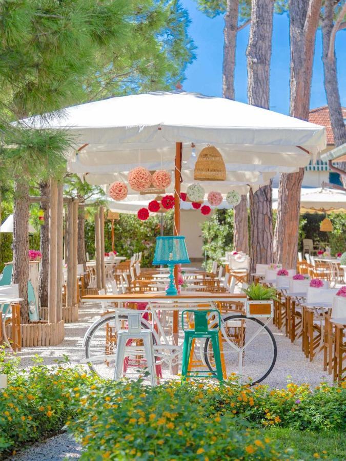 Hotel La Pineta Al Mare Forte dei Marmi Kültér fotó